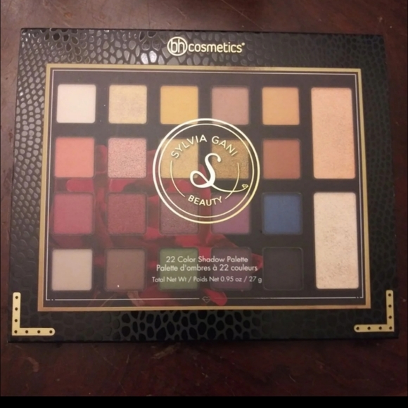 ⭐SYLVIA GANI PALETTE⭐ - Picture 1 of 8